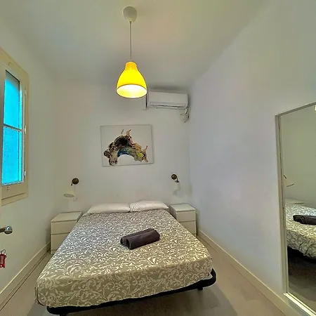 Hostel Private Near Parallel Av *